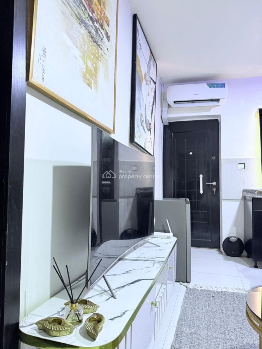 Fully Serviced Room and Parlour, Along Total Gas Filling Station, Ikate, Lekki, Lagos, Mini Flat (room and Parlour) Short Let