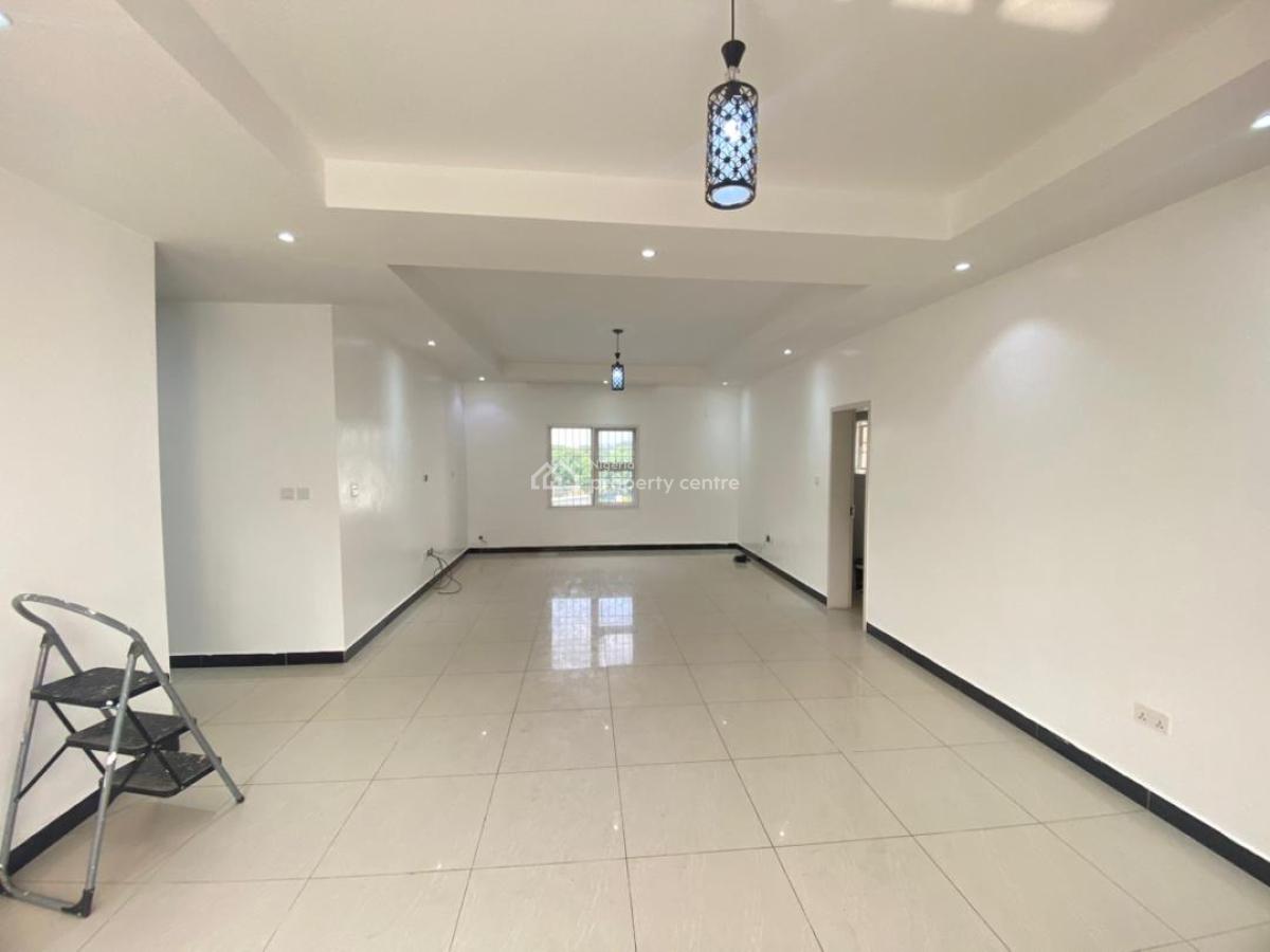 Well Built 3 Bedrooms Flat Serviced with Gen,inverter&pool, Katampe Extension, Katampe, Abuja, Flat / Apartment for Rent