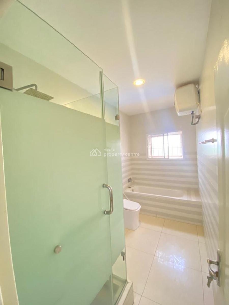 Well Built 3 Bedrooms Flat Serviced with Gen,inverter&pool, Katampe Extension, Katampe, Abuja, Flat / Apartment for Rent