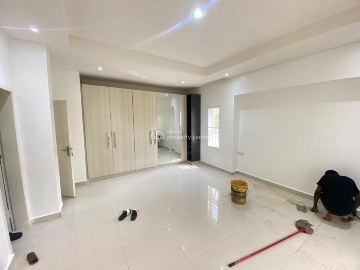 Well Built 3 Bedrooms Flat Serviced with Gen,inverter&pool, Katampe Extension, Katampe, Abuja, Flat / Apartment for Rent