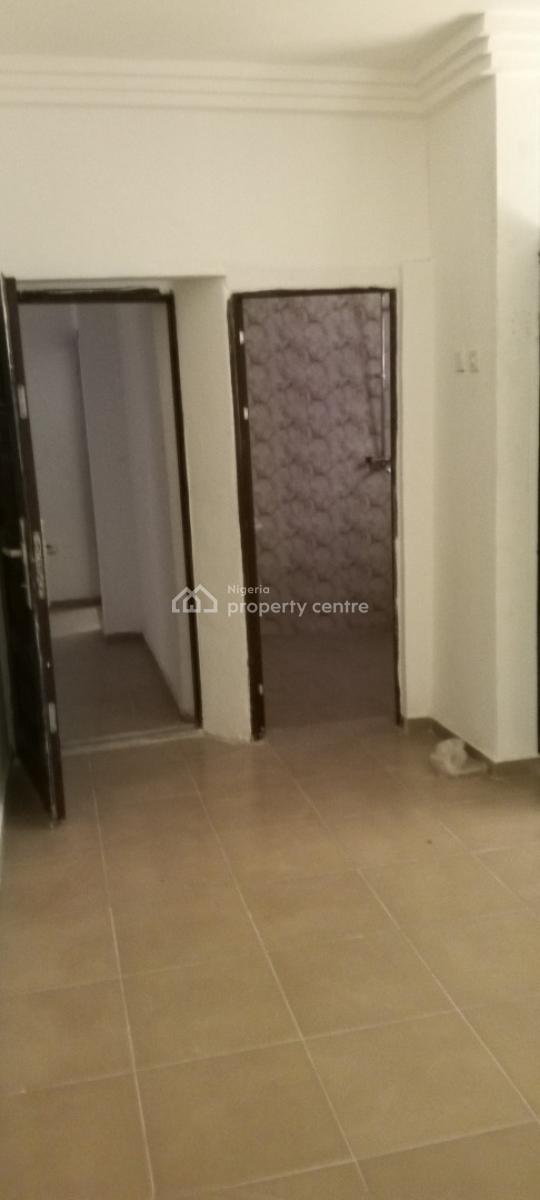 Awoof Standard Self Contain with Pop, Rumuodara Junction By Pepperoni Fast Food, Rumuodara, Port Harcourt, Rivers, Self Contain (single Rooms) for Rent