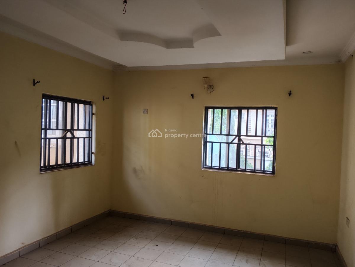 2 Bedrooms Flat with Study Room, Agbaje Jeremy Close, Durumi, Abuja, Flat / Apartment for Rent