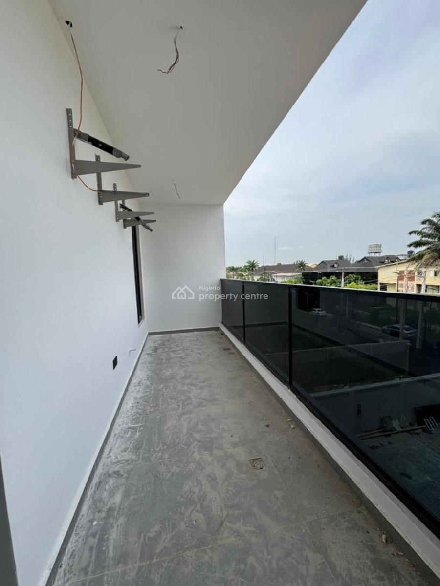 Uniquely Built 3 Bedroom Apartment+bq Close to Execujet Aviation Group, Skyway Aviation Handling Company, Reddington Hospital, Ikeja Golf Club, Ikeja Gra, Ikeja, Lagos, Block of Flats for Sale