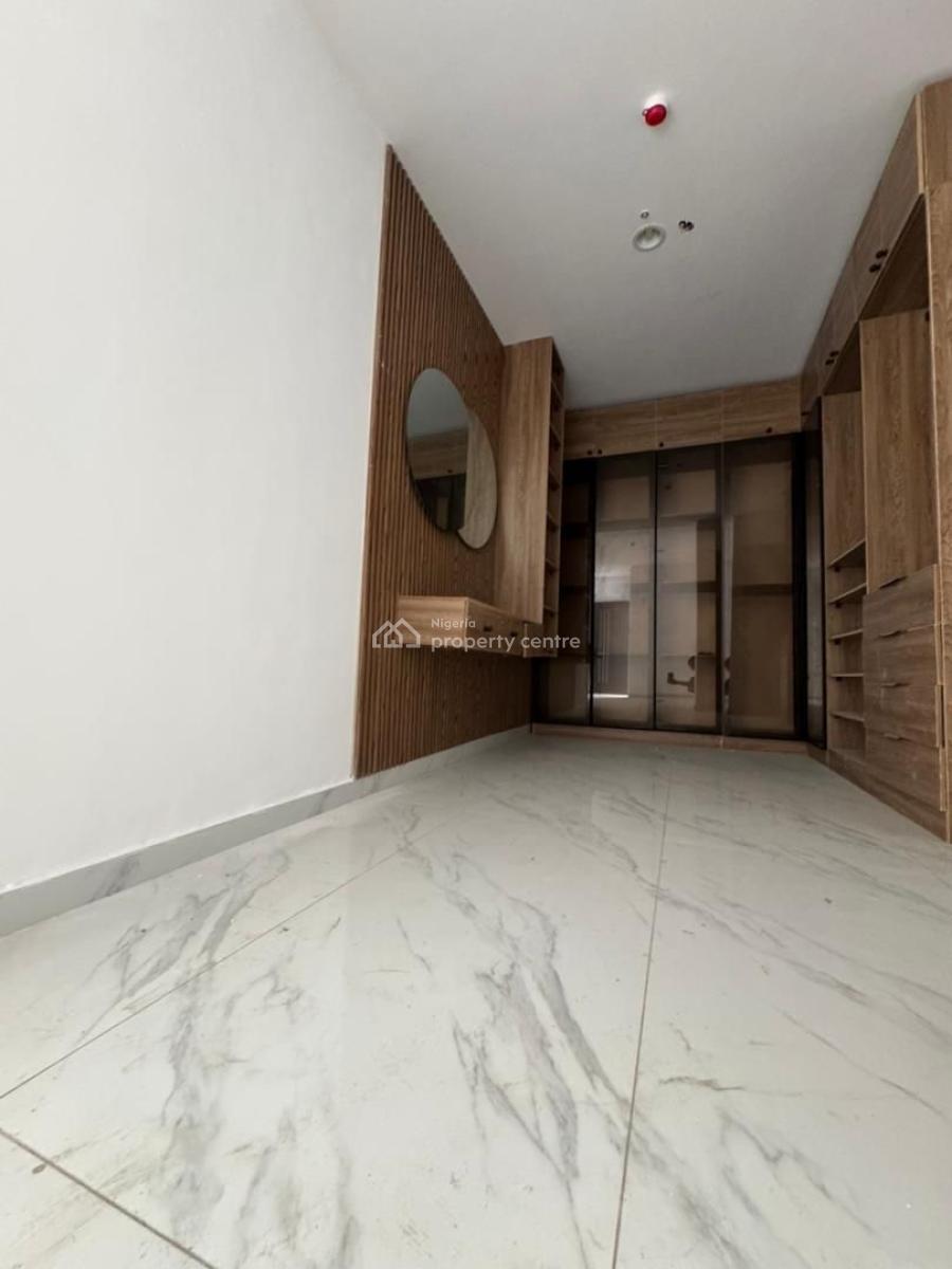 Uniquely Built 3 Bedroom Apartment+bq Close to Execujet Aviation Group, Skyway Aviation Handling Company, Reddington Hospital, Ikeja Golf Club, Ikeja Gra, Ikeja, Lagos, Block of Flats for Sale