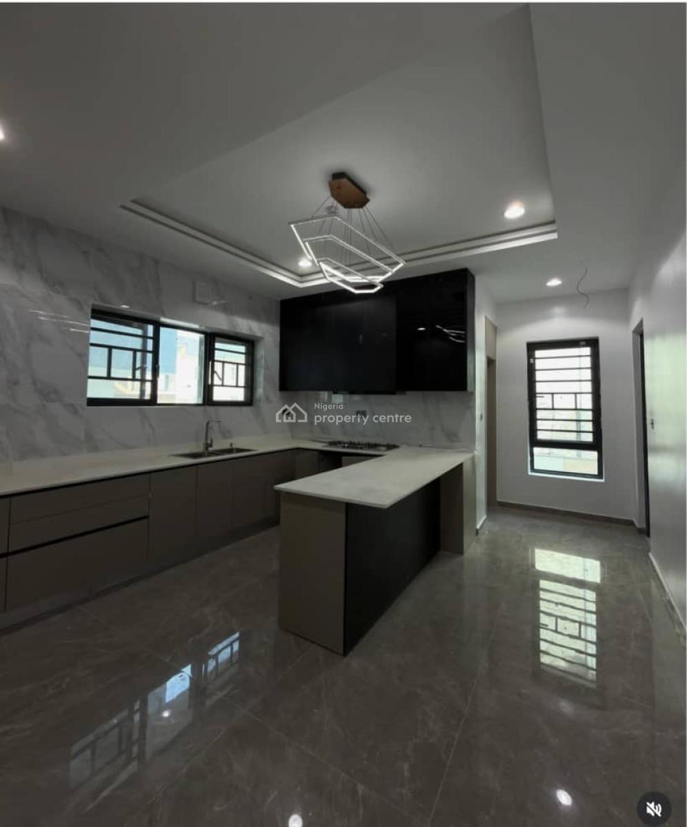 5 Bedroom Detached Duplex with Two Rooms Bq, Wuse, Abuja, Detached Duplex for Sale
