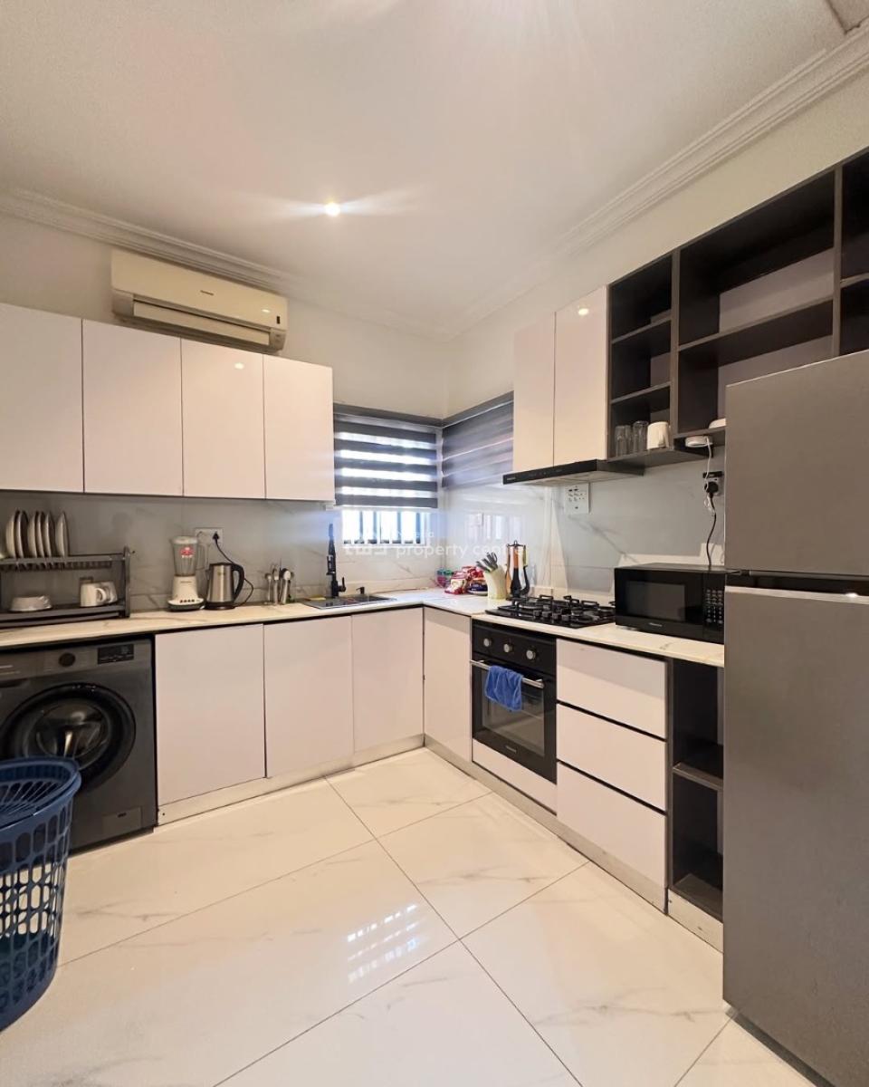 Furnished 3 Bedroom Apartment with Ensuite Rooms, Lekki Phase 1, Lekki, Lagos, Flat / Apartment for Rent