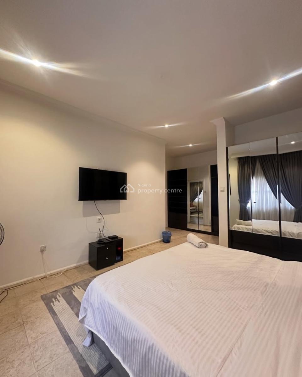 Furnished 3 Bedroom Apartment with Ensuite Rooms, Lekki Phase 1, Lekki, Lagos, Flat / Apartment for Rent