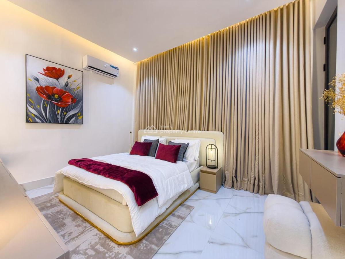 Newly Furnished Apartment, Lekki Phase 1, Lekki, Lagos, Flat / Apartment Short Let