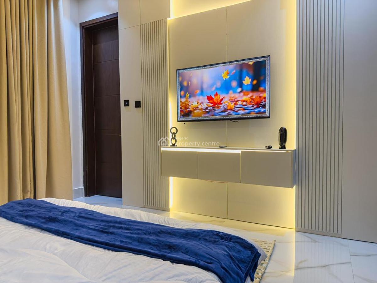 Newly Furnished Apartment, Lekki Phase 1, Lekki, Lagos, Flat / Apartment Short Let