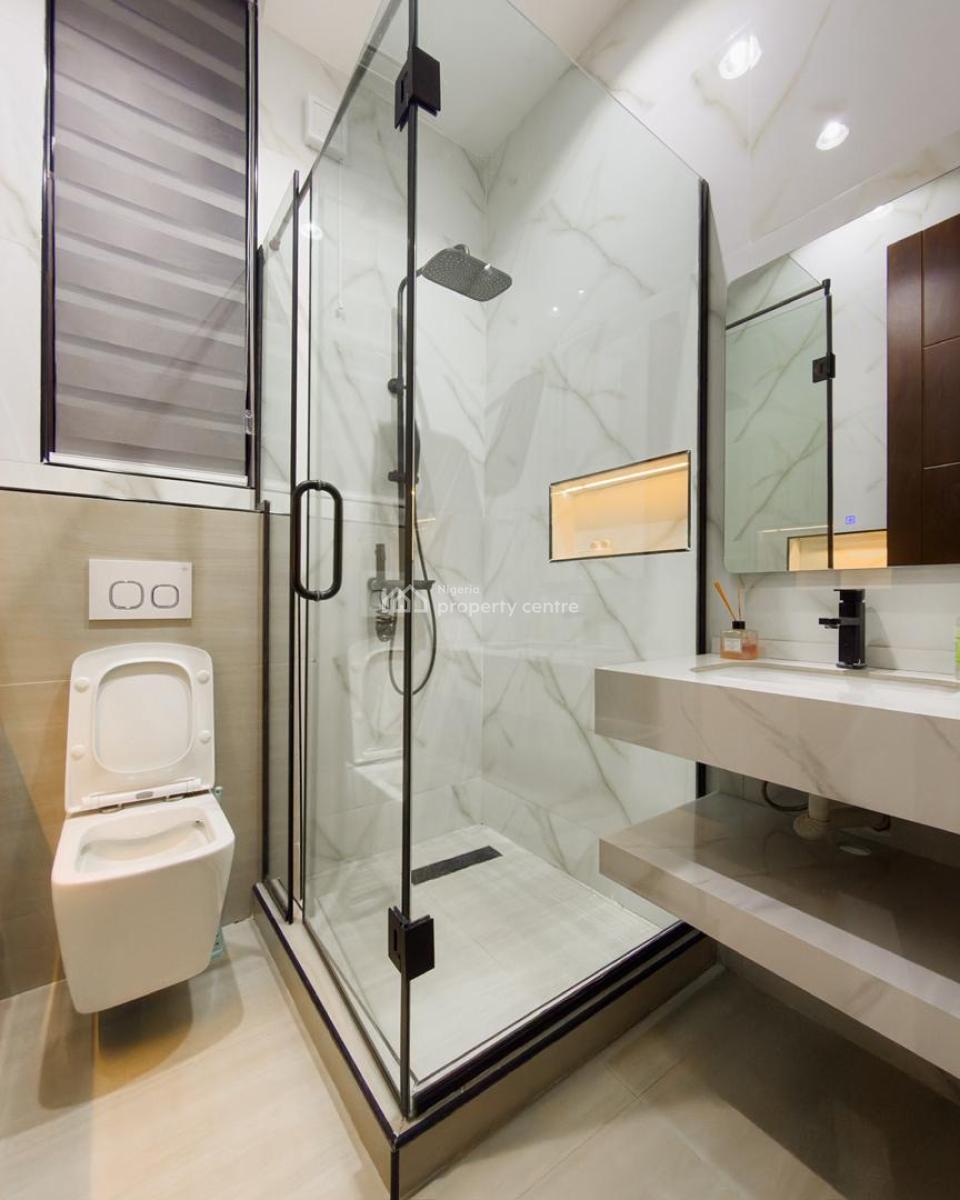Newly Furnished Apartment, Lekki Phase 1, Lekki, Lagos, Flat / Apartment Short Let
