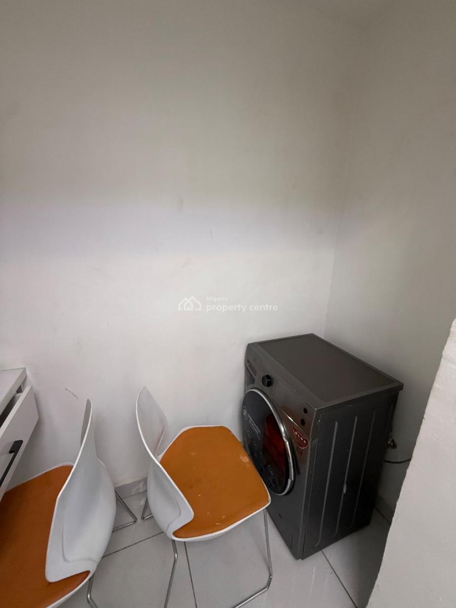 Fully Furnished and Serviced Nice and Spacious 2 Bedroom Apartment in, Jahi Gilmore, Jahi, Abuja, Flat / Apartment for Rent