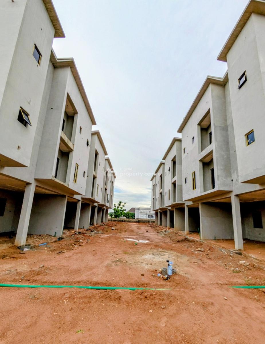 4 Bedrooms Terraced Duplex with Bq, Kaura, Abuja, Terraced Duplex for Sale