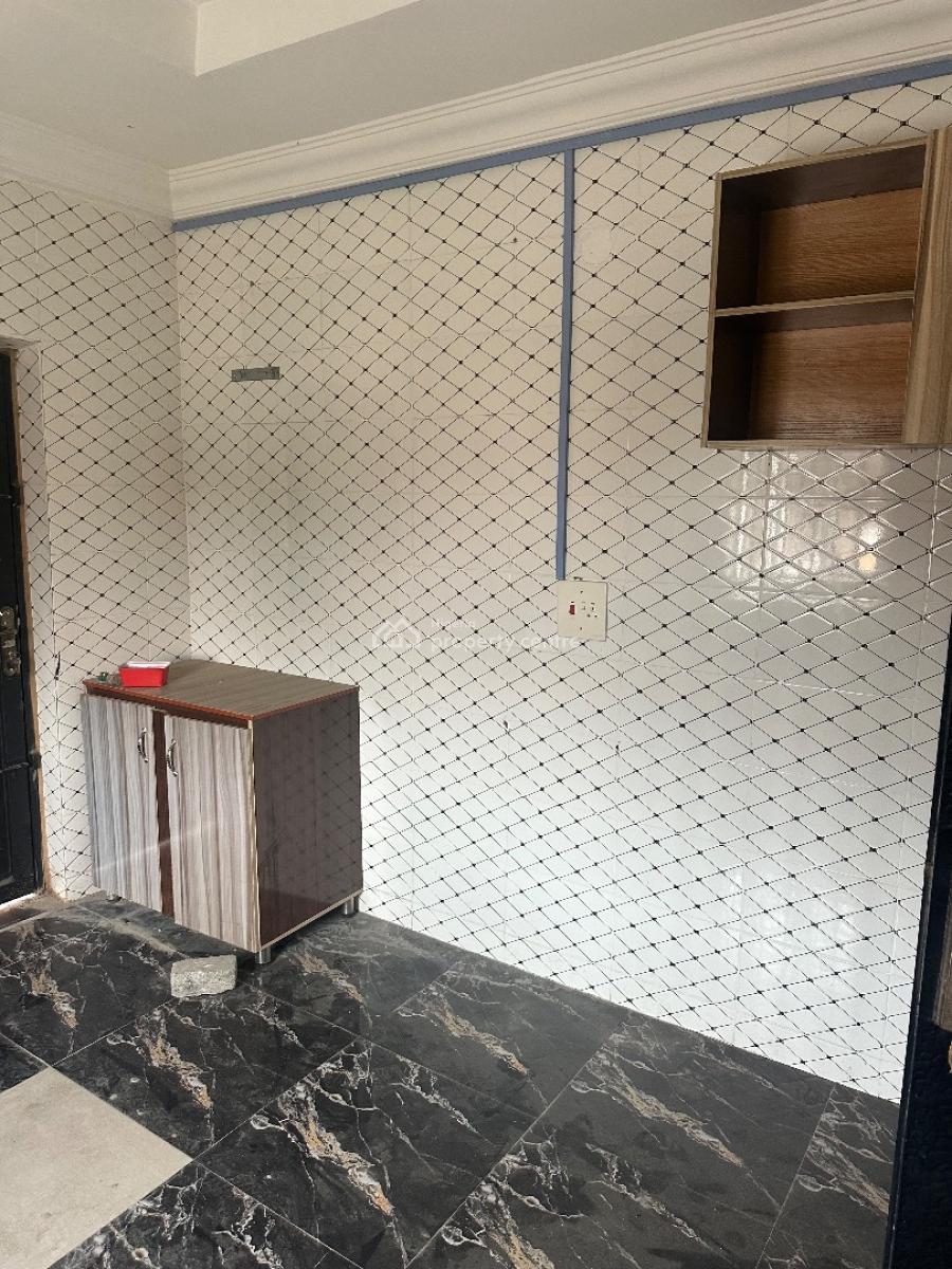Standard Renovated 2bedroom Flat at Victoria Island (vi), Palace Road, Oniru, Victoria Island (vi), Oniru, Victoria Island (vi), Lagos, Flat / Apartment for Rent