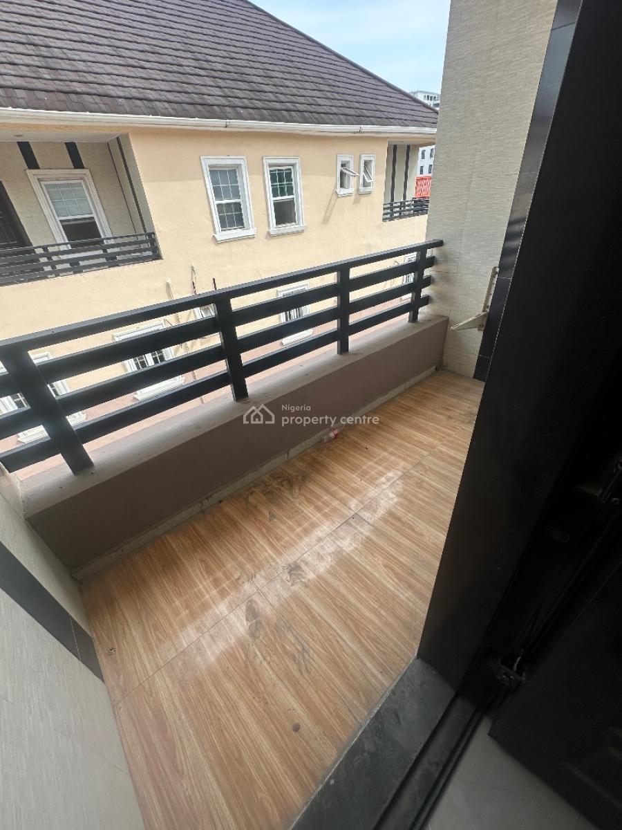 Standard Renovated 2bedroom Flat at Victoria Island (vi), Palace Road, Oniru, Victoria Island (vi), Oniru, Victoria Island (vi), Lagos, Flat / Apartment for Rent
