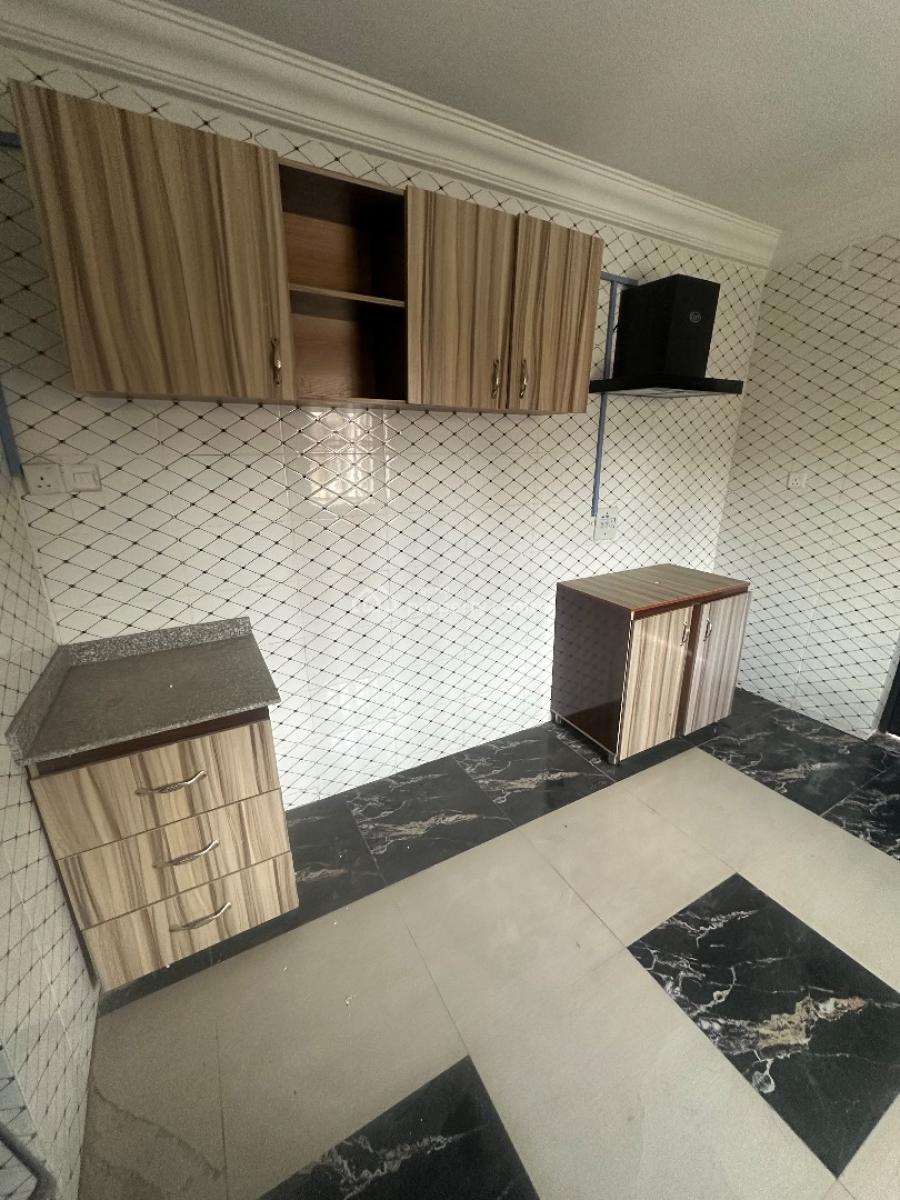 Standard Renovated 2bedroom Flat at Victoria Island (vi), Palace Road, Oniru, Victoria Island (vi), Oniru, Victoria Island (vi), Lagos, Flat / Apartment for Rent