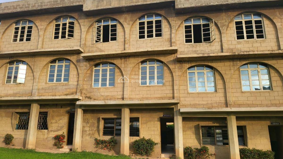30 Classroom School, Oni & Sons Area, Challenge, Ibadan, Oyo, School for Sale