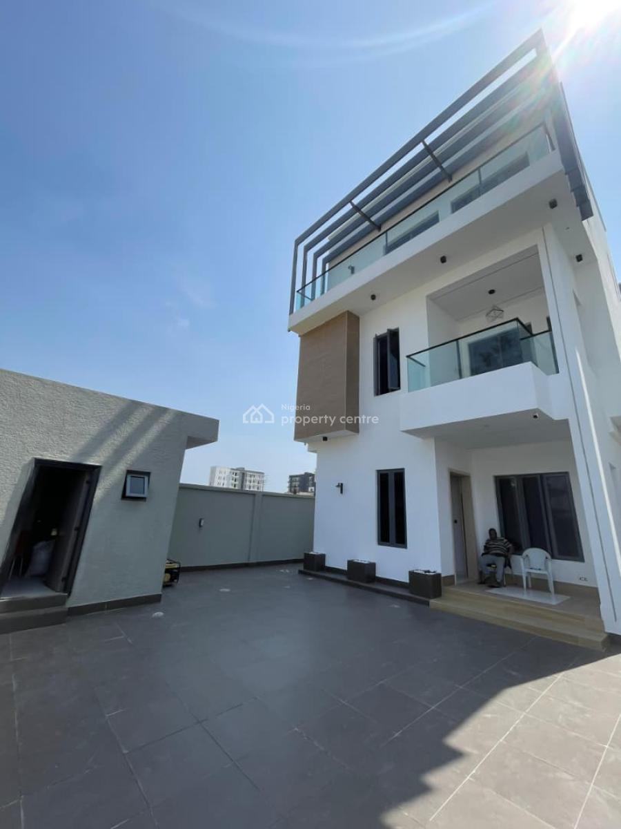 Beautifully and Spacious 5 Bedrooms Fully Detached Duplex with a Pool, Lekki Phase 1, Lekki, Lagos, Detached Duplex for Rent