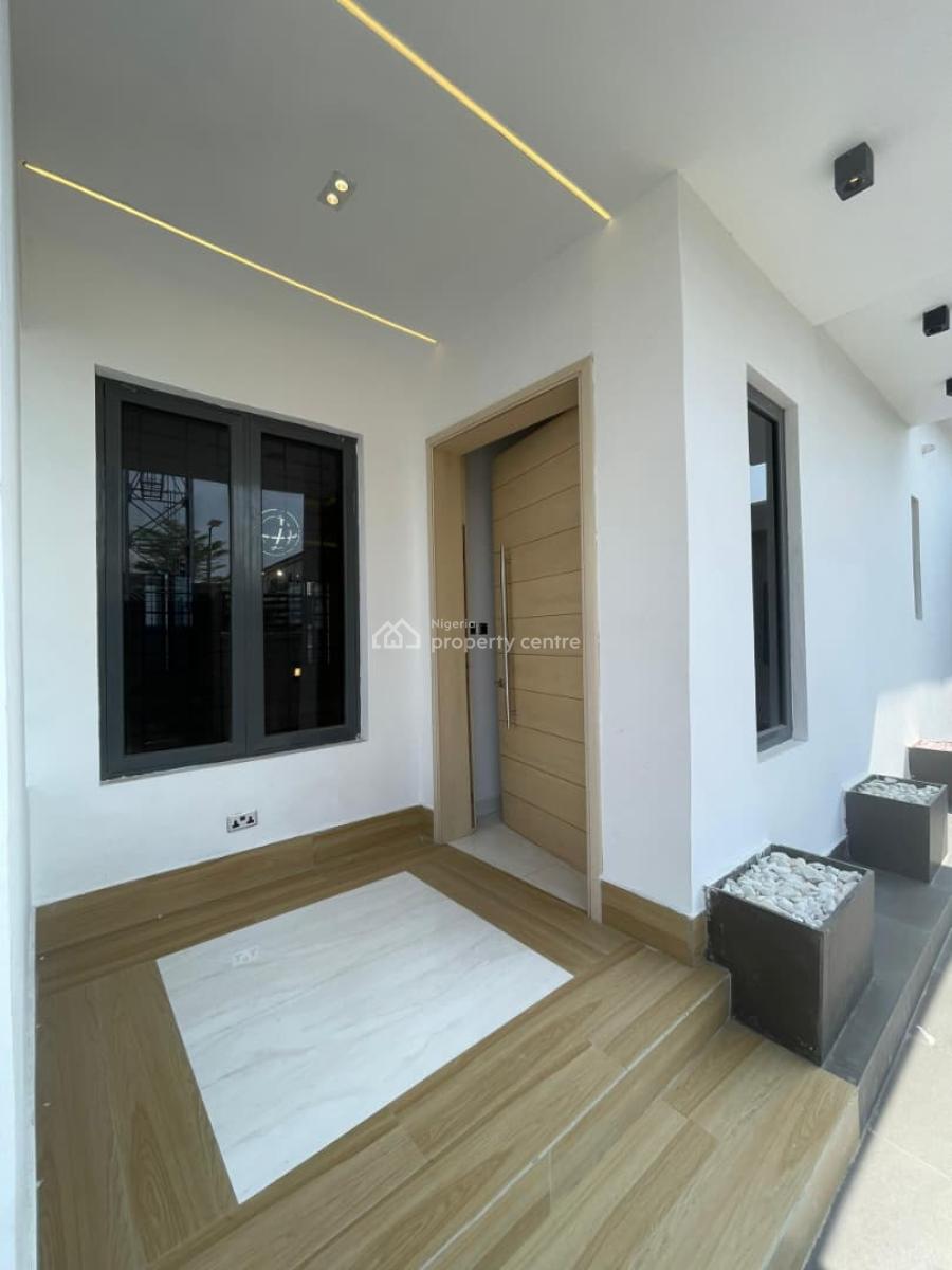 Beautifully and Spacious 5 Bedrooms Fully Detached Duplex with a Pool, Lekki Phase 1, Lekki, Lagos, Detached Duplex for Rent