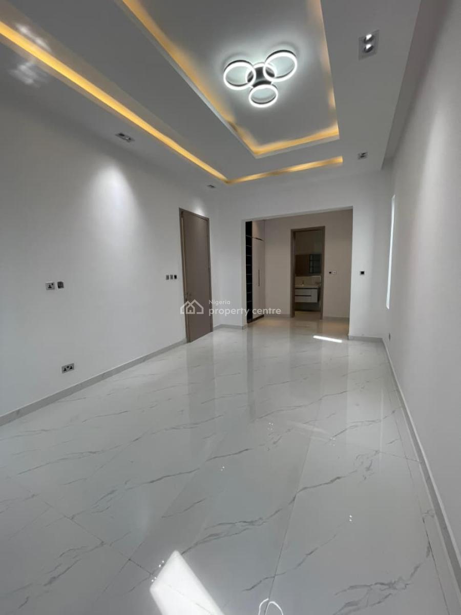 Beautifully and Spacious 5 Bedrooms Fully Detached Duplex with a Pool, Lekki Phase 1, Lekki, Lagos, Detached Duplex for Rent