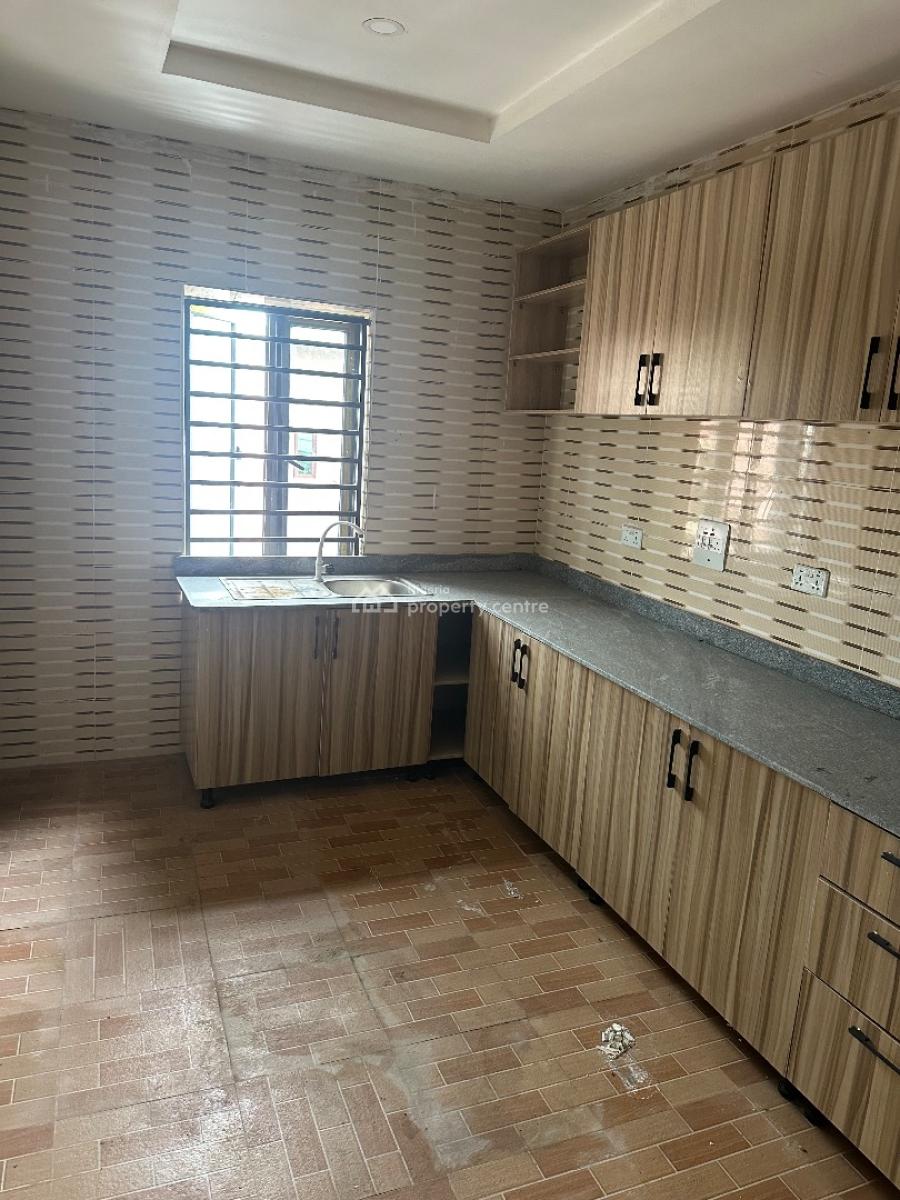 Standard 3bedroom Apartment at Lekki, in an Estate, at Ilasan, Lekki Lagos, Ilasan, Lekki, Lagos, Flat / Apartment for Sale
