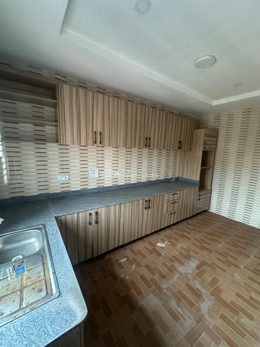 Standard 3bedroom Apartment at Lekki, in an Estate, at Ilasan, Lekki Lagos, Ilasan, Lekki, Lagos, Flat / Apartment for Sale