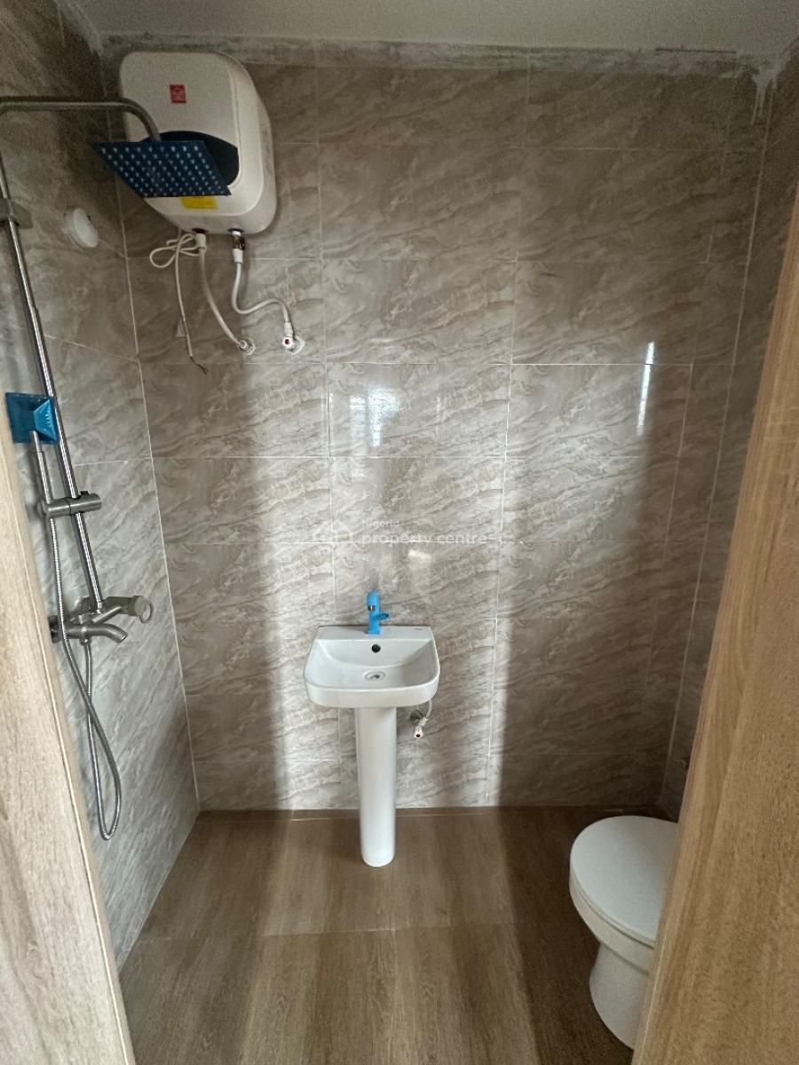 Standard 3bedroom Apartment at Lekki, in an Estate, at Ilasan, Lekki Lagos, Ilasan, Lekki, Lagos, Flat / Apartment for Sale
