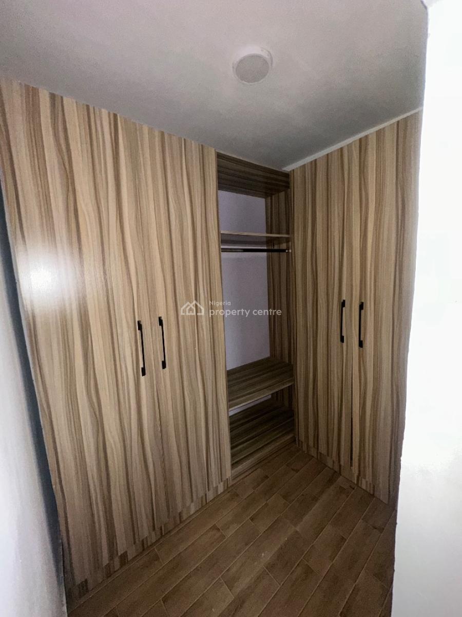 Standard 3bedroom Apartment at Lekki, in an Estate, at Ilasan, Lekki Lagos, Ilasan, Lekki, Lagos, Flat / Apartment for Sale
