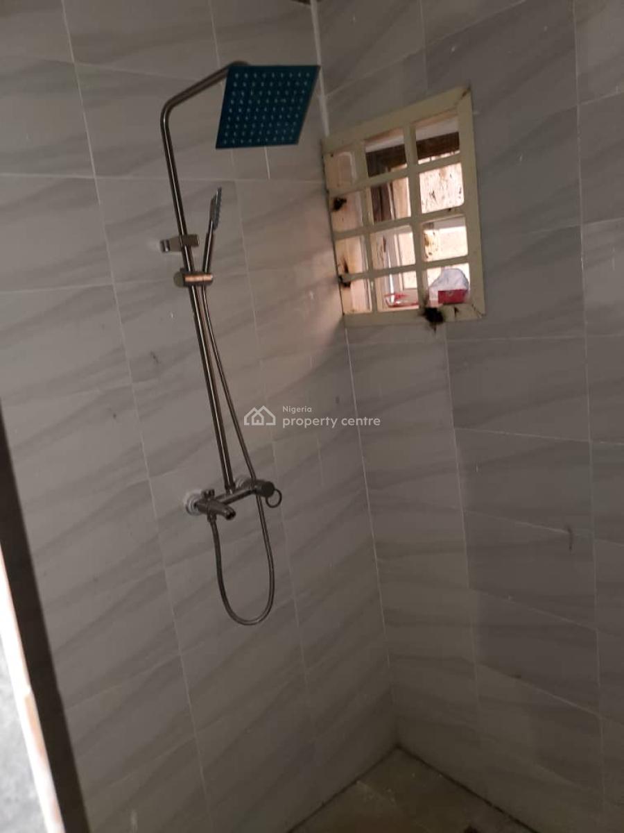 Clean 2 Bedroom, Naf Valley Estate, Asokoro District, Abuja, Flat / Apartment for Rent