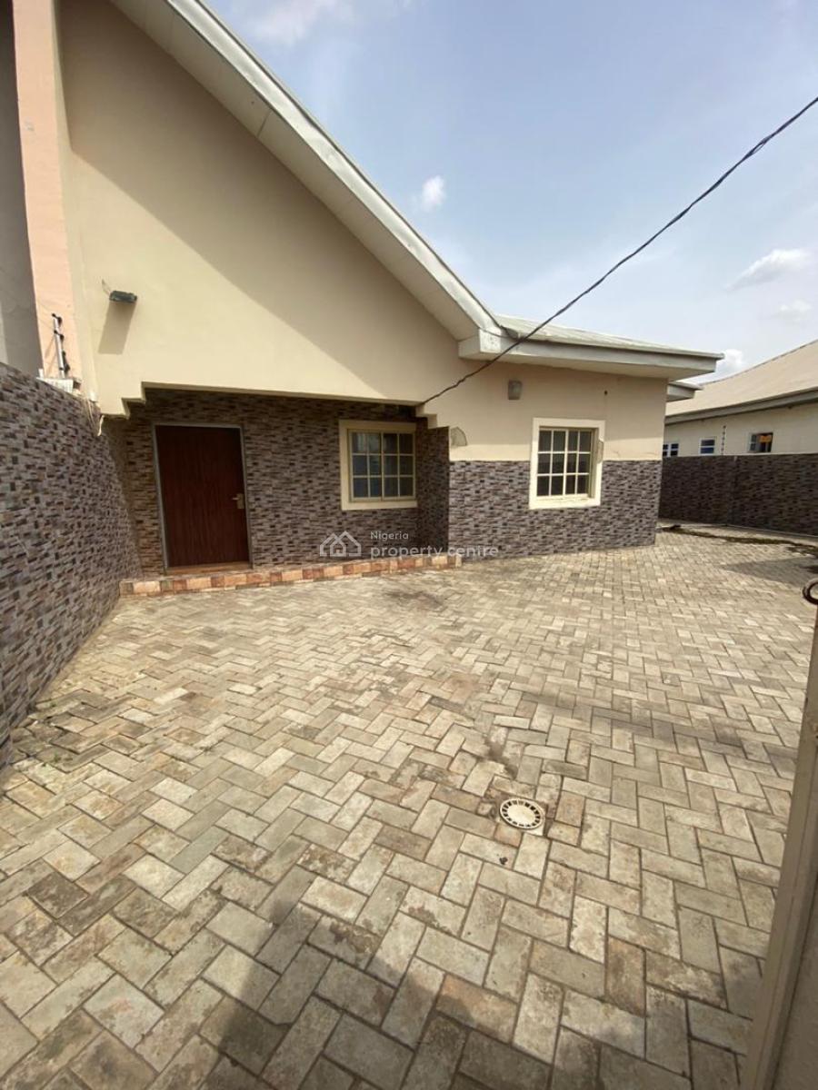 Standard 3 Bedroom Bungalow with Bq, Kafe Garden Estate, Life Camp, Abuja, Detached Bungalow for Sale