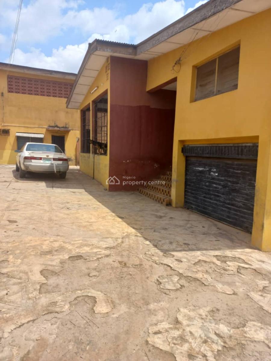 5 Bedroom,3 Bedroom, 3 Bedroom Duplex, Olaogun Old Ife Road, Alakia, Ibadan, Oyo, Block of Flats for Sale