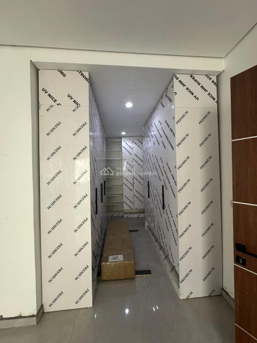 Exquisite Contemporary Designed 6 Bedroom Detached House with 2bqs, Off Bourdillon Road, Old Ikoyi, Ikoyi, Lagos, Detached Duplex for Sale