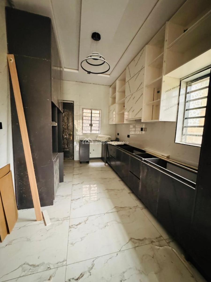 Beautifully Built 4 Bedroom Terrace Duplex with Bq & Self Compound, Ikeja Gra, Ikeja, Lagos, Terraced Duplex for Sale