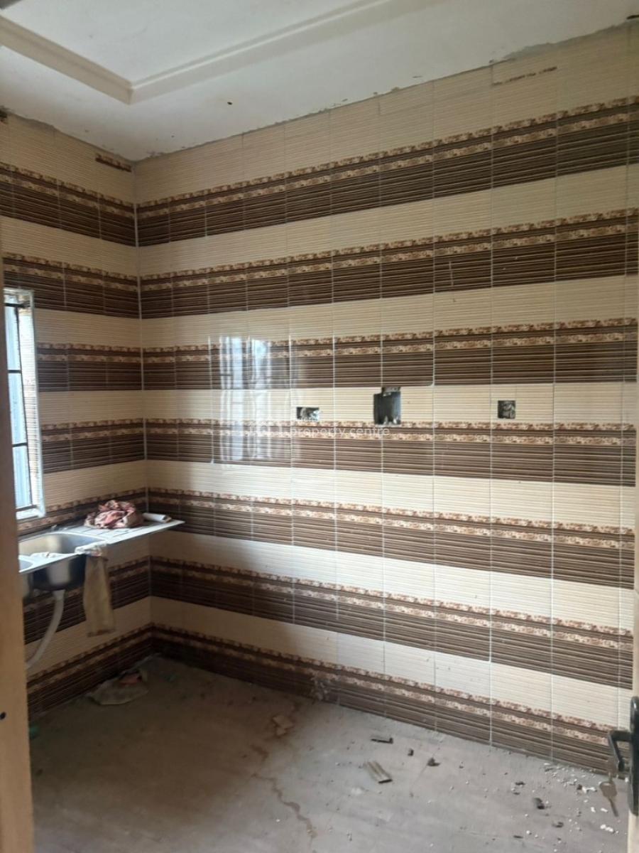 Uncompleted 3 Bedroom Bungalow in a Good Location, Omi Adio Off Apata-abeokuta Road, Apata, Ibadan, Oyo, Detached Bungalow for Sale