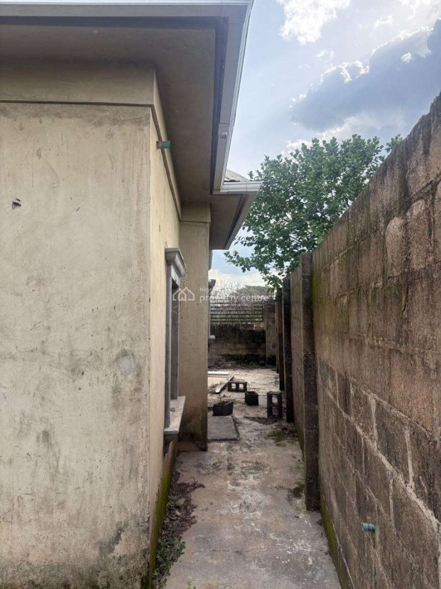 Uncompleted 3 Bedroom Bungalow in a Good Location, Omi Adio Off Apata-abeokuta Road, Apata, Ibadan, Oyo, Detached Bungalow for Sale