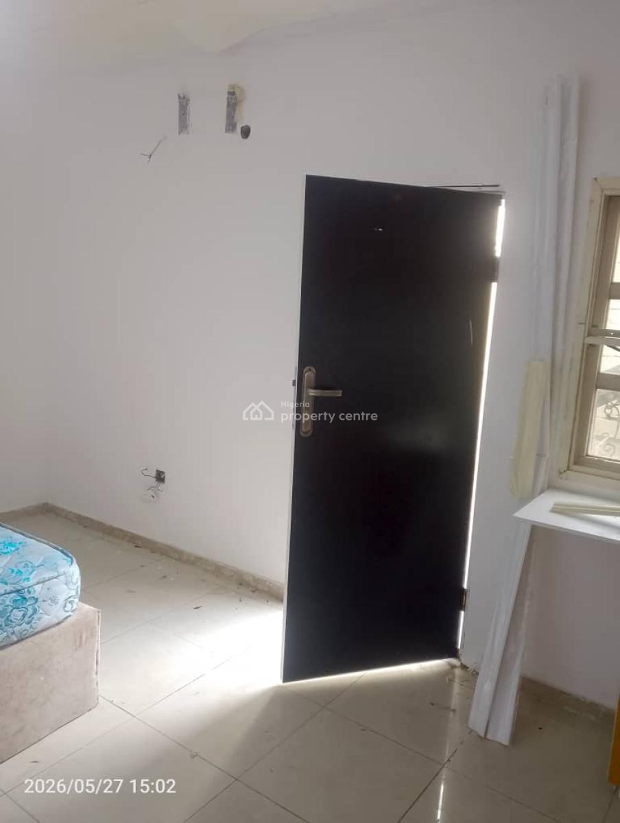 Well Maintained a Room Self Contain, Off Admiralty Road, Lekki Phase 1, Lekki, Lagos, Self Contain (single Rooms) for Rent