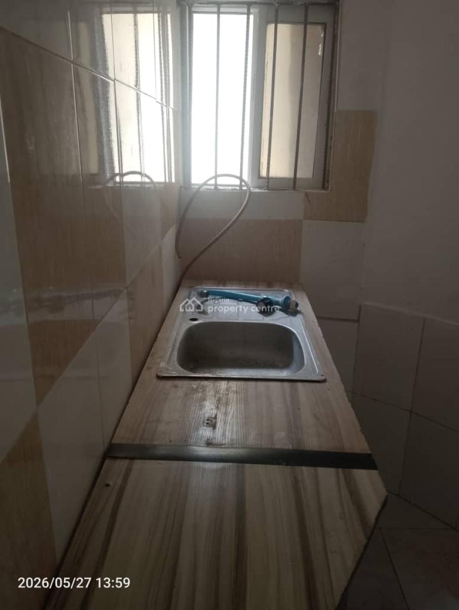 Well Maintained a Room Self Contain, Off Admiralty Road, Lekki Phase 1, Lekki, Lagos, Self Contain (single Rooms) for Rent