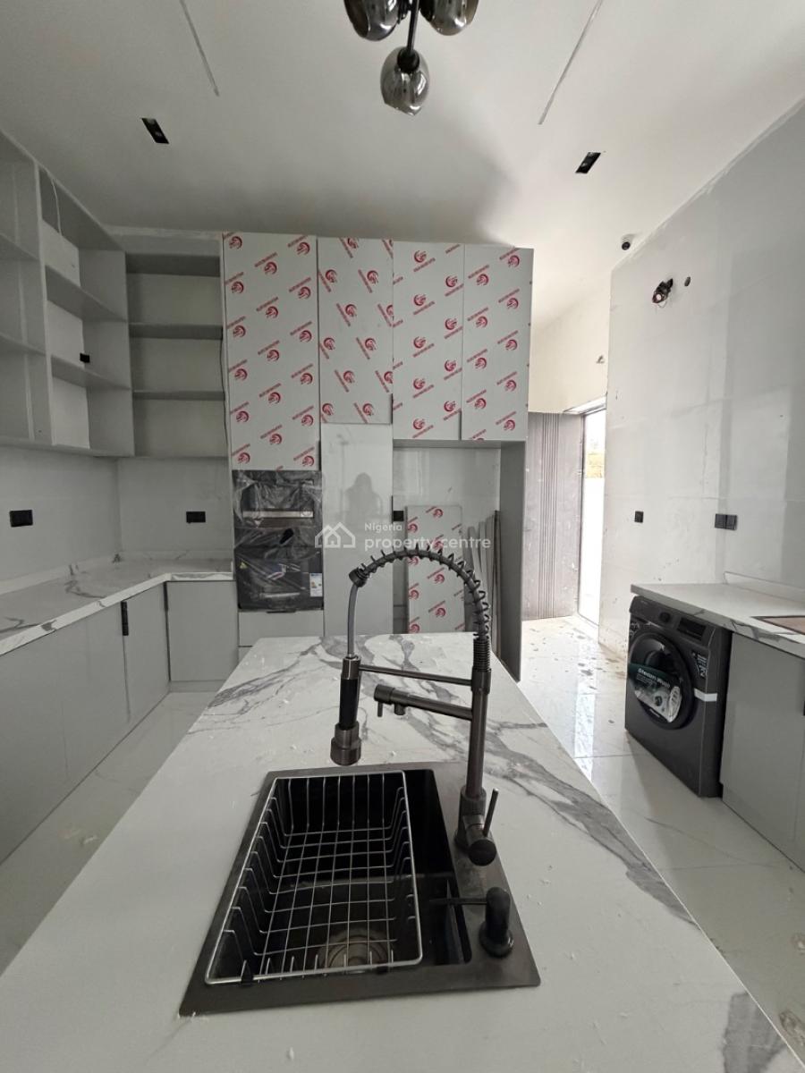 Aesthetically Pleasing 5 Bedroom Detached Duplex with a Bq and Pool, Chevron, Lekki, Lagos, Detached Duplex for Sale