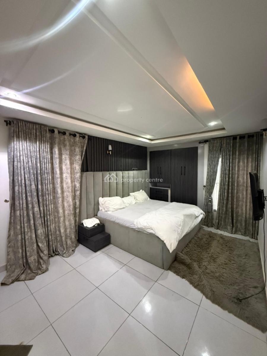 a Specious 2bedroom Fully Furnished with Balcony, Gilmor, Jahi, Abuja, Flat / Apartment for Rent