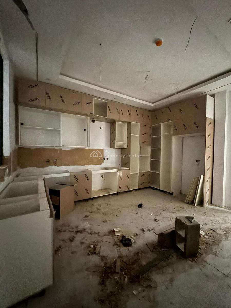 Alluring 3 Bedroom Apartment with Bq and Communal Pool, Ikeja Gra, Ikeja, Lagos, Flat / Apartment for Sale