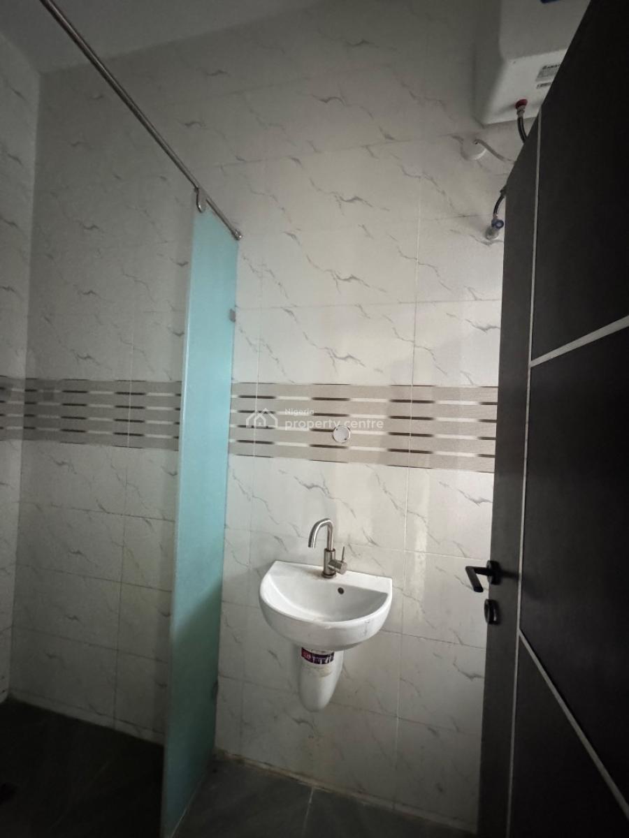 Nice 2 Bedroom Terrace with Bq Very Spacious and Nice, Orchid Road Lekki, Lekki, Lagos, Terraced Duplex for Sale