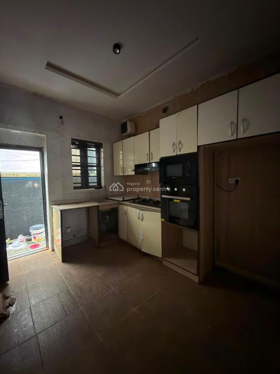 Luxurious & Spacious 4 Bedroom, Ikota, Lekki, Lagos, Terraced Duplex for Sale