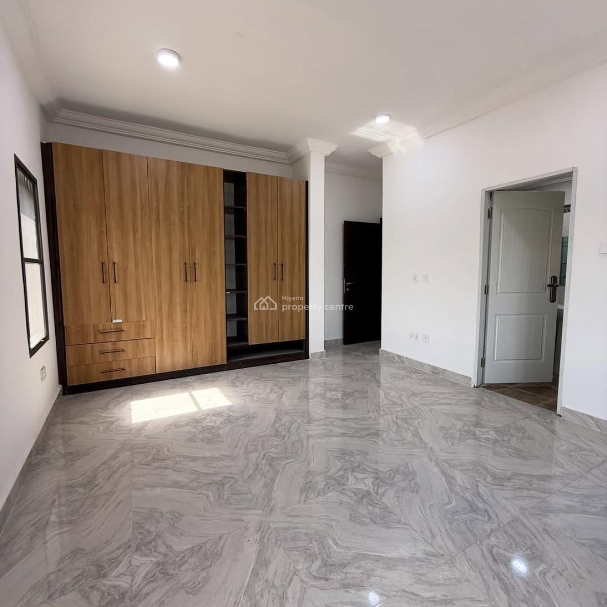 Beautifully Finished 3 Bedroom Flat with Bq in Prime Location, Katampe (main), Katampe, Abuja, Flat / Apartment for Sale