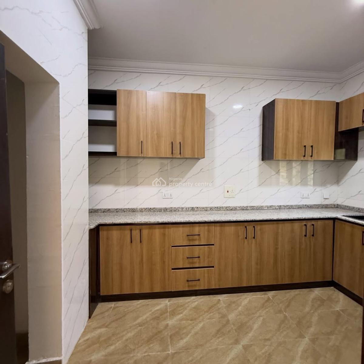 Beautifully Finished 3 Bedroom Flat with Bq in Prime Location, Katampe (main), Katampe, Abuja, Flat / Apartment for Sale