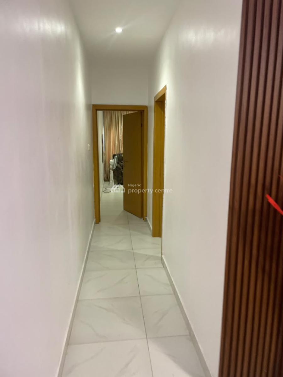 Cozy 2bedroom in Ikeja, 132 Obafemi Awolowo Way, Alausa, Alausa, Ikeja, Lagos, Flat / Apartment Short Let