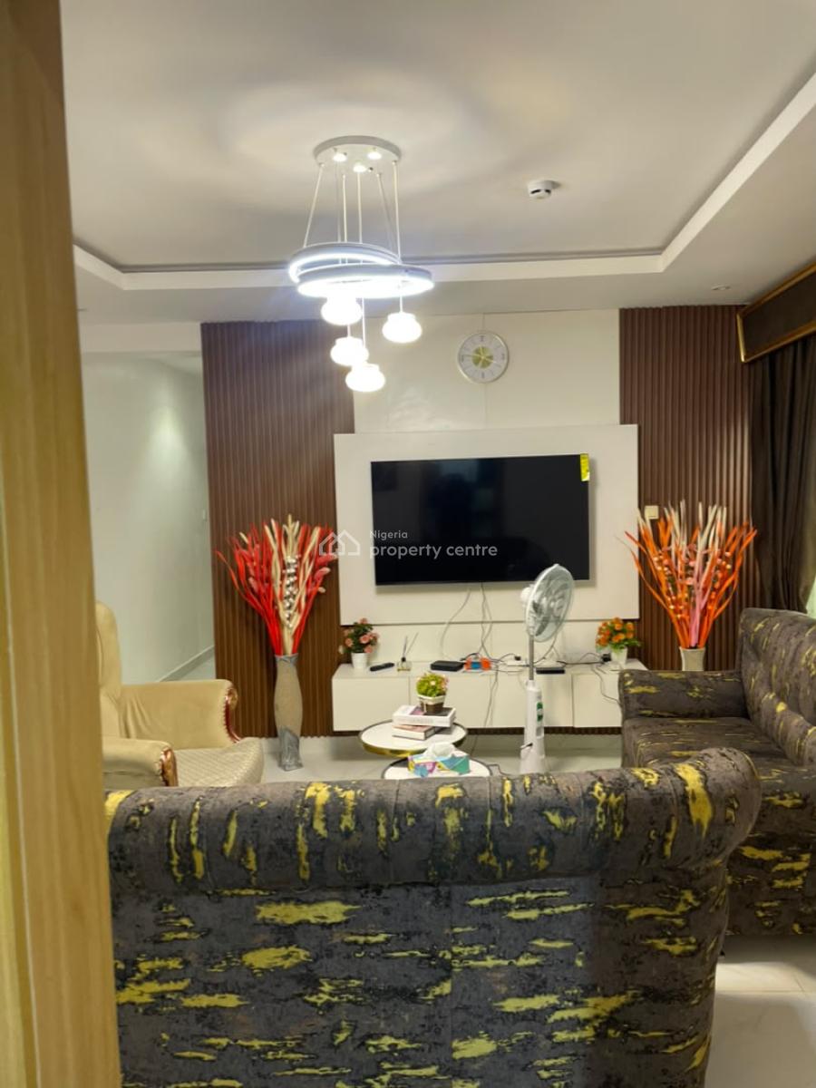 Cozy 2bedroom in Ikeja, 132 Obafemi Awolowo Way, Alausa, Alausa, Ikeja, Lagos, Flat / Apartment Short Let