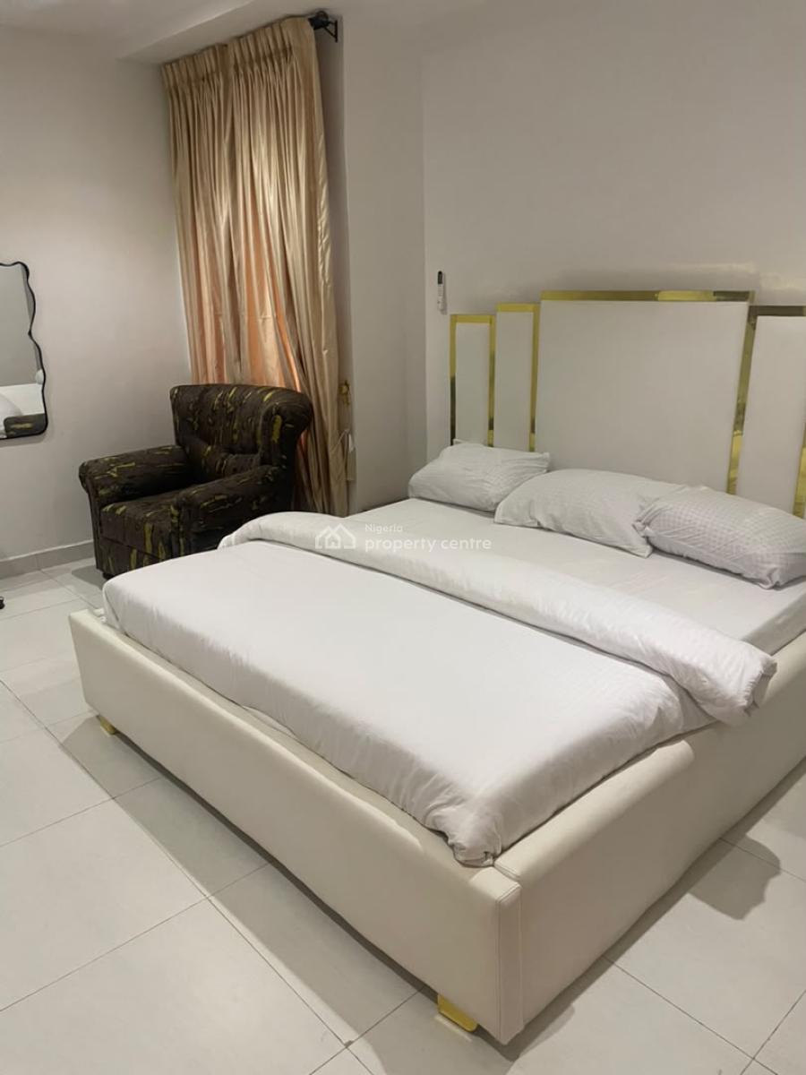 Cozy 2bedroom in Ikeja, 132 Obafemi Awolowo Way, Alausa, Alausa, Ikeja, Lagos, Flat / Apartment Short Let