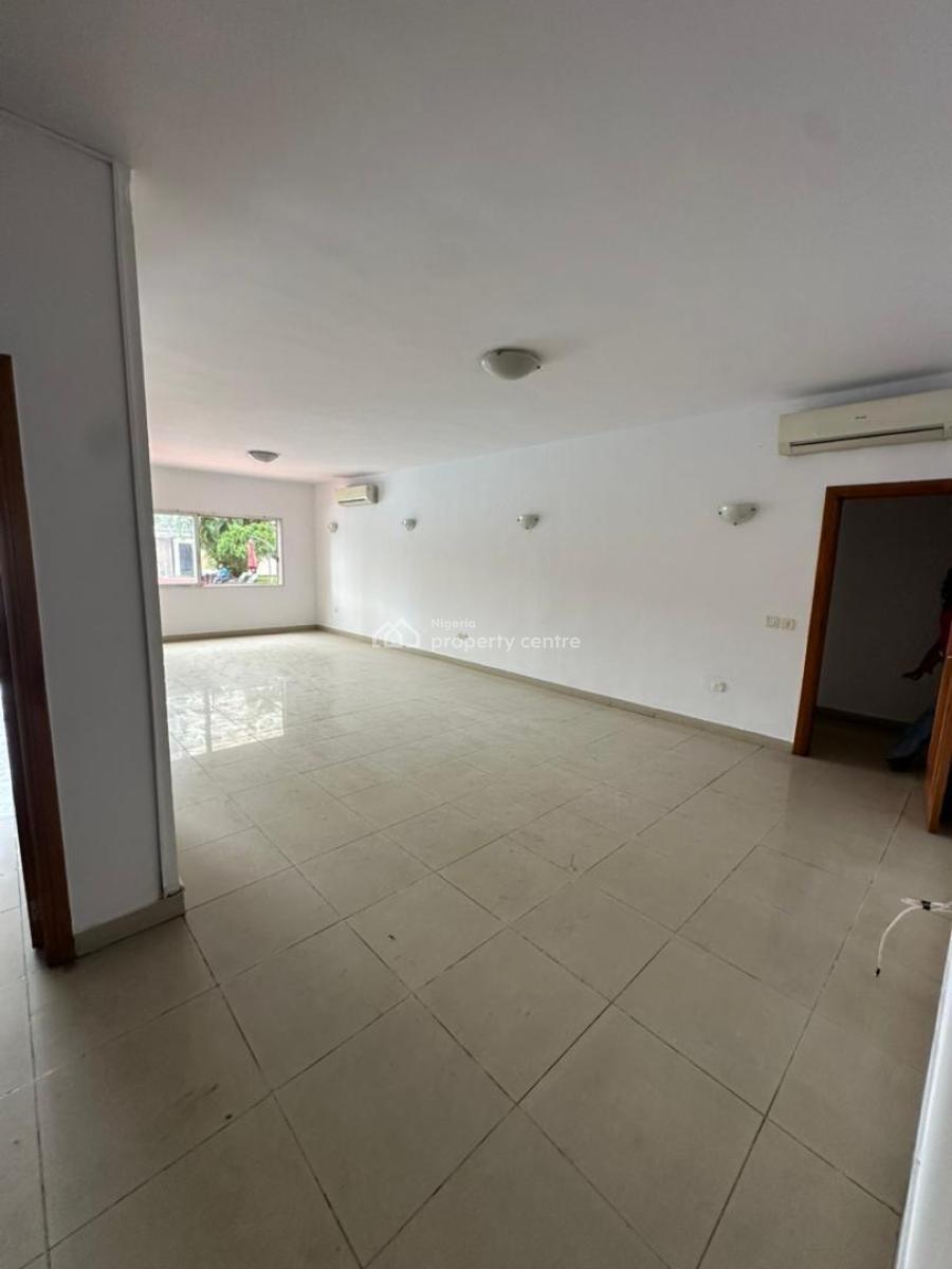 3-bedroom Flat with En Suite Bathrooms., Old Ikoyi, Old Ikoyi, Ikoyi, Lagos, Block of Flats for Sale