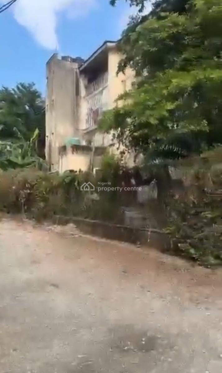 2700sqm of a Residential Land with Olf Building on It, Wuse 2, Abuja, Residential Land for Sale