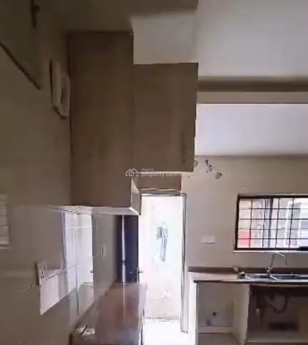 4 Bedroom Terrace Corner Piece with Bq, Guzape District, Abuja, Terraced Duplex for Sale