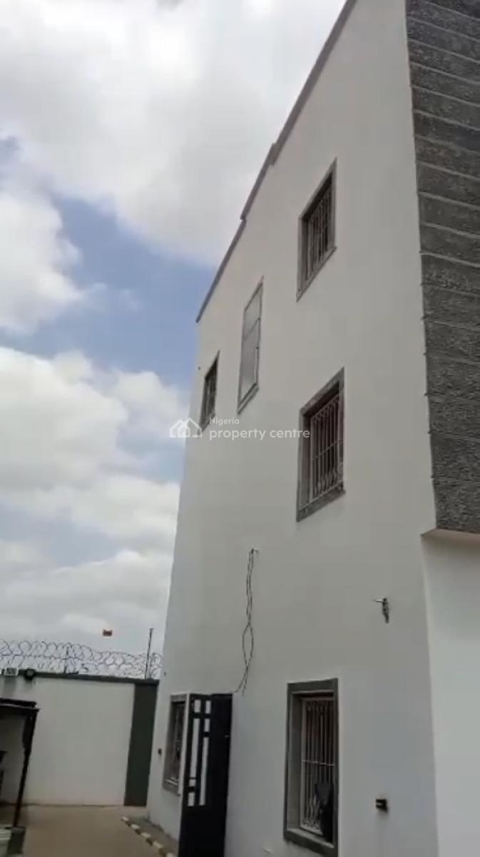 4 Bedroom Fully Detached Duplex with Bq, Kaura, Abuja, Detached Duplex for Sale